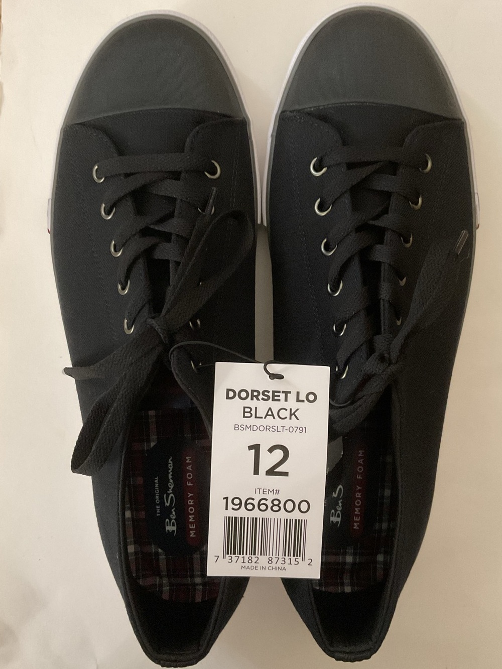 The Original Ben Sherman Dorset Lo Black Sneakers - New with Tags and Box